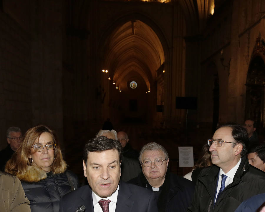 Visita del consejero de empleo a la escuela taller de la catedral