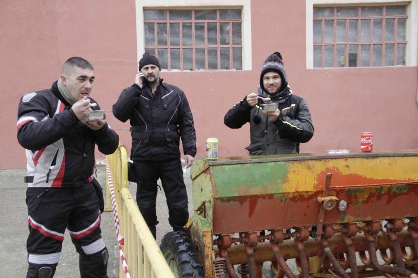 Visita de la Leyenda Continúa a Sacramenia