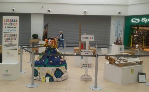 Unicef recibirá 1.350 euros por la subasta de obras de reciclaje en Palencia