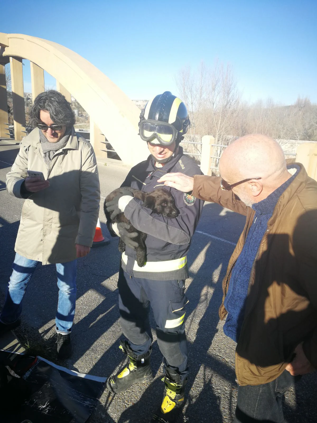 Rescate de un cachorro en Peñafiel