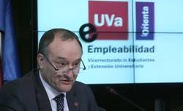 El rector de la Universidad de Valladolid, Daniel Miguel San José, presenta el Plan de Empleabilidad de la UVA dirigido a sus estudiantes y titulados.R.C.-ICAL