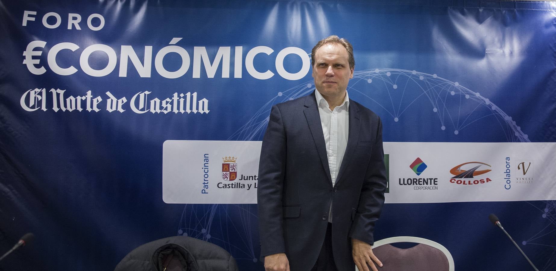 El profesor y gestor de fondos de inversión es autor de varios libros, como ‘La gran trampa’, que da título a su ponencia 