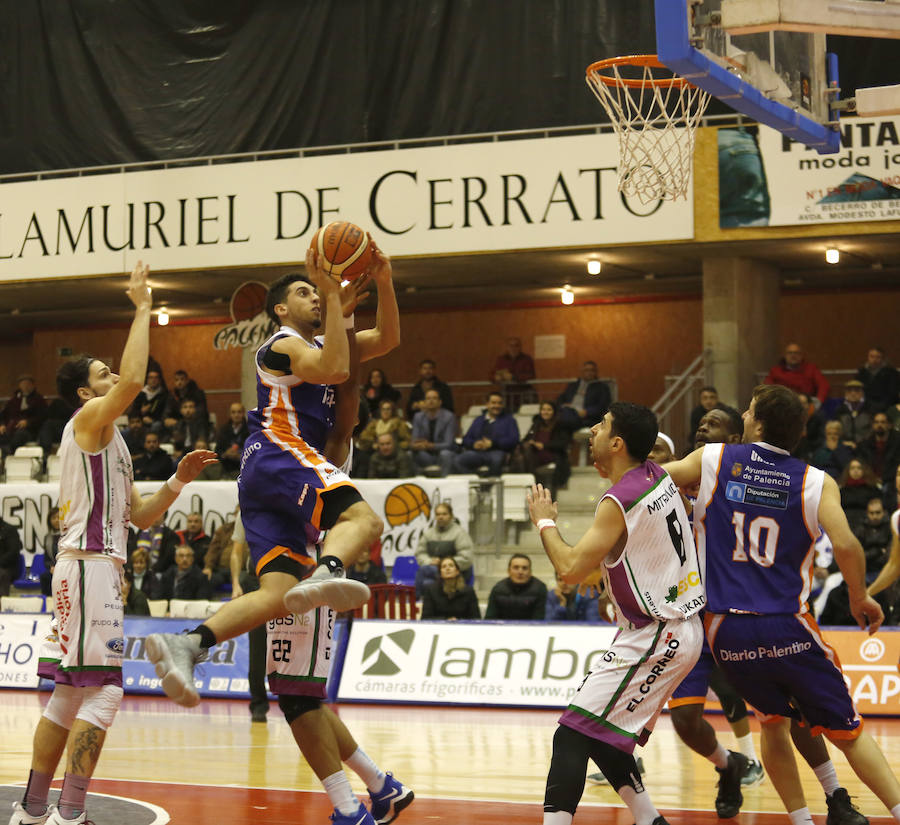 El Chocolates Trapa Palencia gana en el último segundo