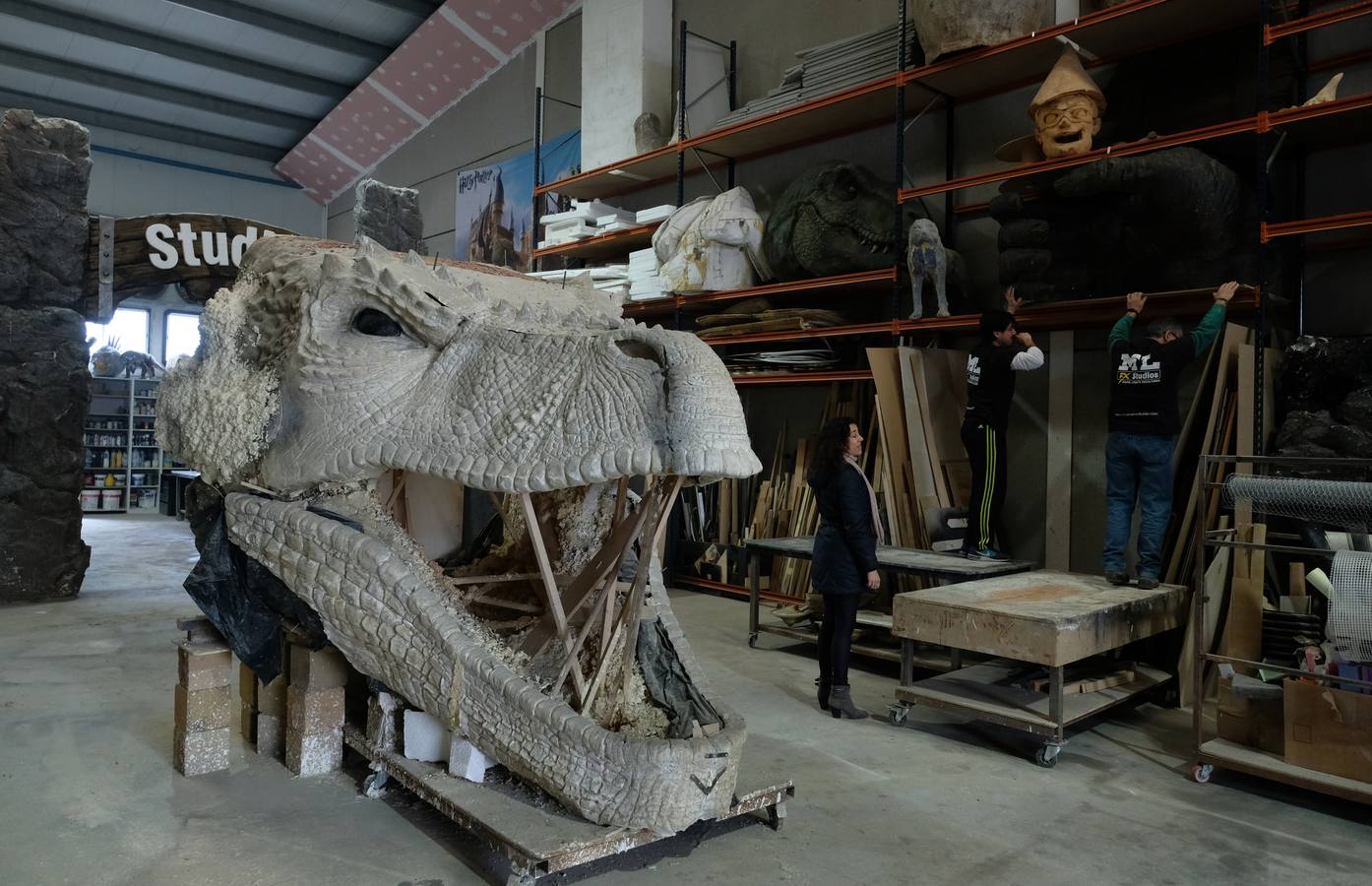 Cantabria elige la escultura de un simio creado por el escultor Miguel Lobato en su empresa de efectos especiales ML FX Studios para promocionar Cabárceno