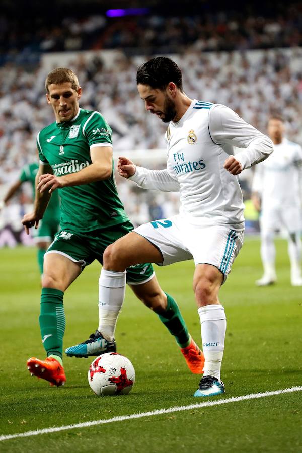 El conjunto blanco cayó en el Bernabéu por 1-2 ante el cuadro pepinero, que avanza a las semifinales.