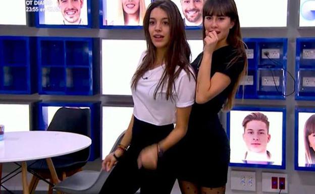 Ana Guerra y Aitana, concursantes que interpretarán 'Lo malo'. 