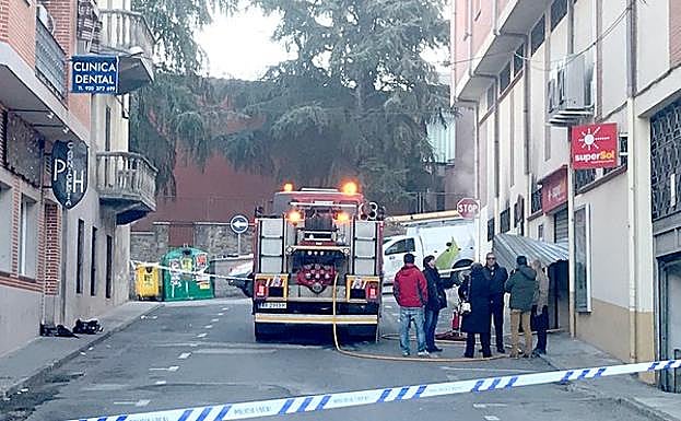 Incendio en un supermercado de la la localidad de Arenas de San Pedro (Ávila). 