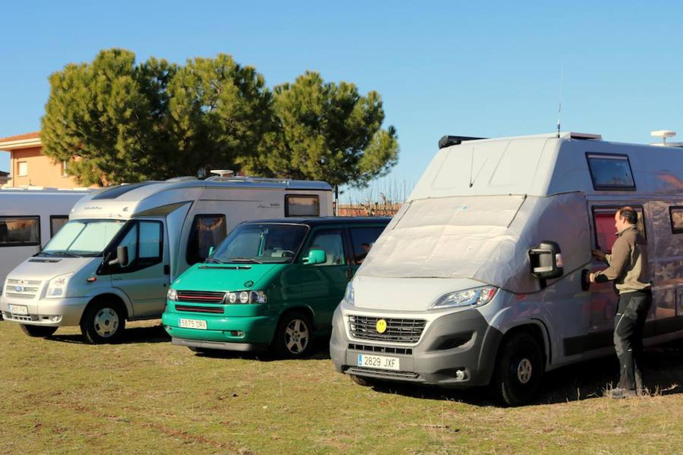 Concentración de furgonetas camper en Torquemada