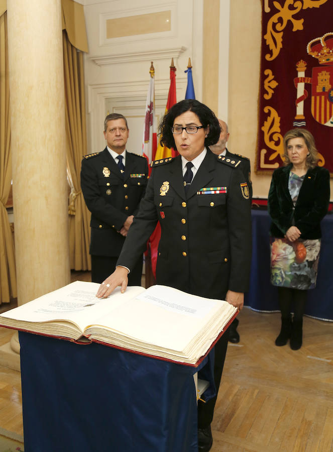 Toma de posesión de la comisaria de la Policía Nacional