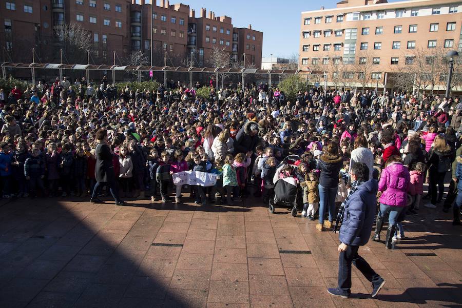 Celebración en Valladolid del Día de la Paz.