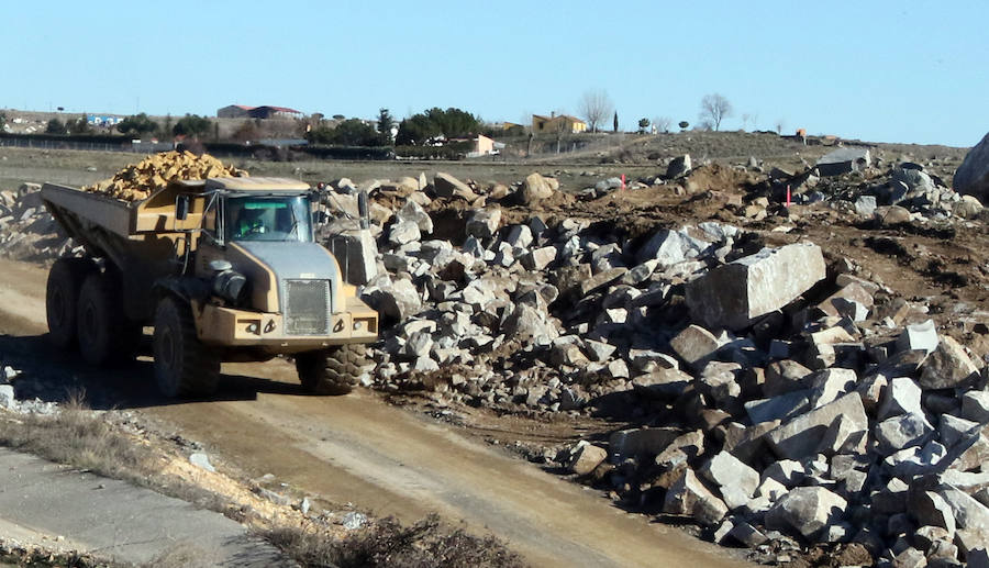 Íñigo de la Serna visita las obras de la SG-20