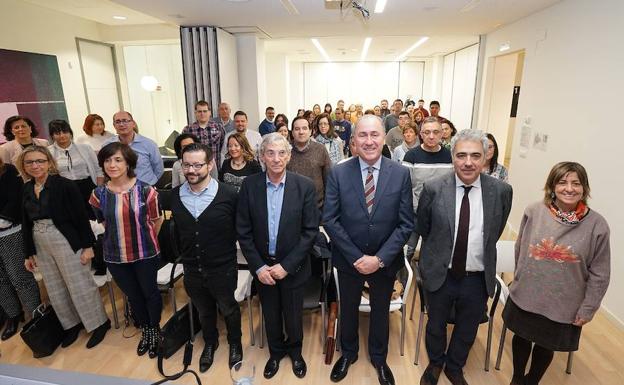 Organizadores y participantes de las Lanzaderas de Empleo. 