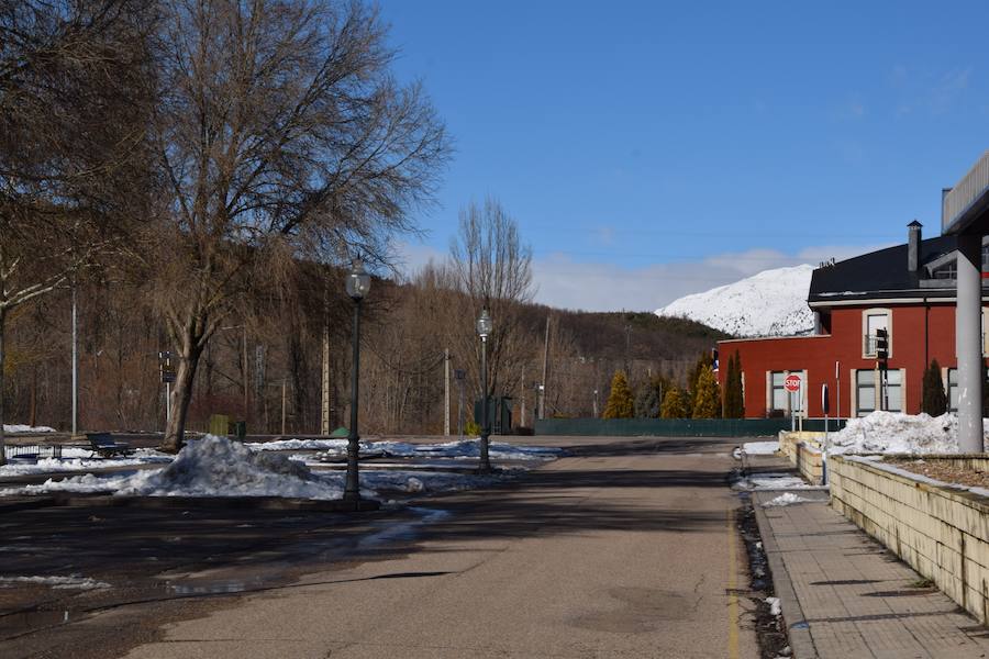 La nieve da una tregua en Guardo