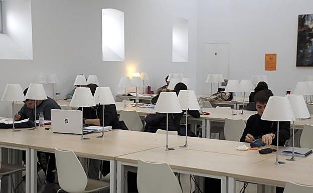 Sala de estudios de Lecrác.