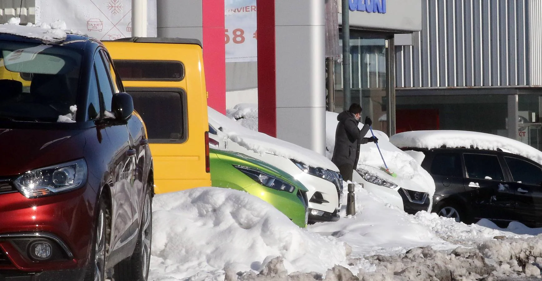 La nieve ha dado paso a la formación de placas de hielo