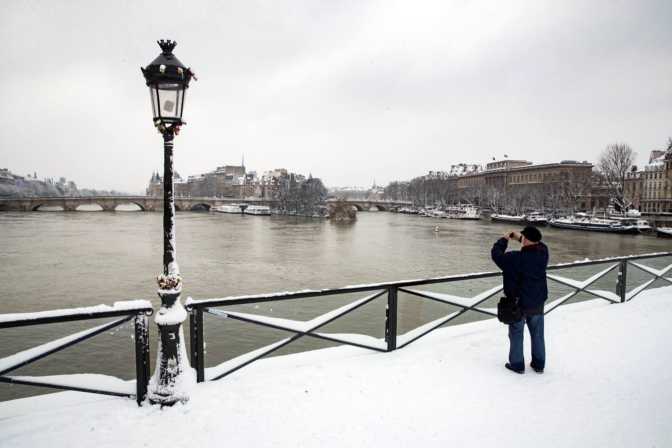 París se viste de blanco