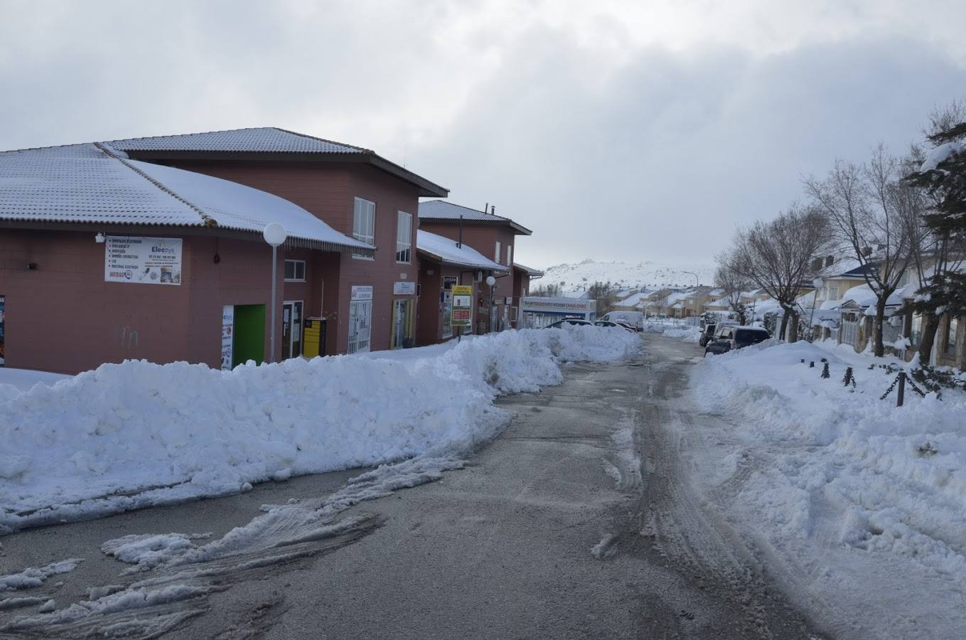 Nieve en Los Ángeles de San Rafael (Segovia)