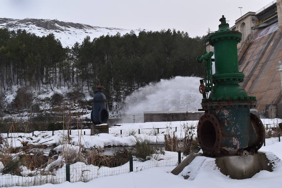 Nieve y hielo en Aguilar este jueves