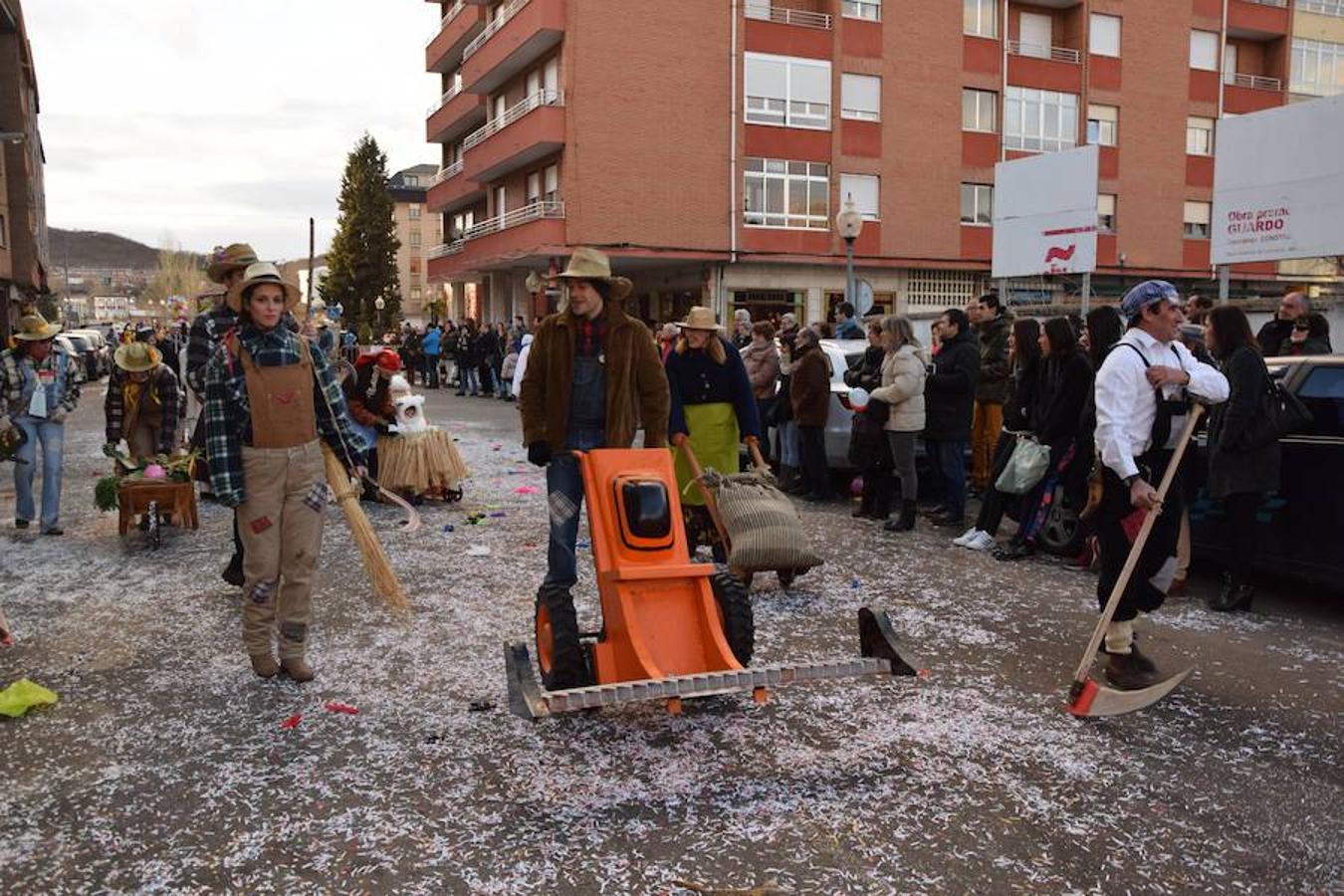 Guardo se disfraza en un multitudinario carnaval