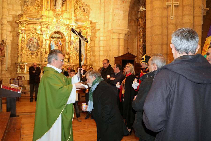 Villamuriel celebra su Carnaval de Ánimas
