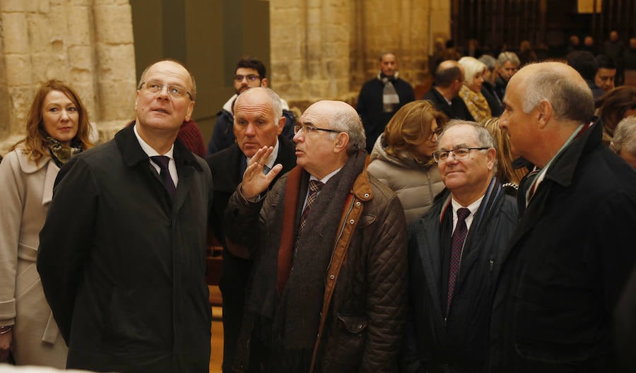 Visita a la Iglesia de Santa Eulalia de Fernando Benzo y Tibor Navraccics