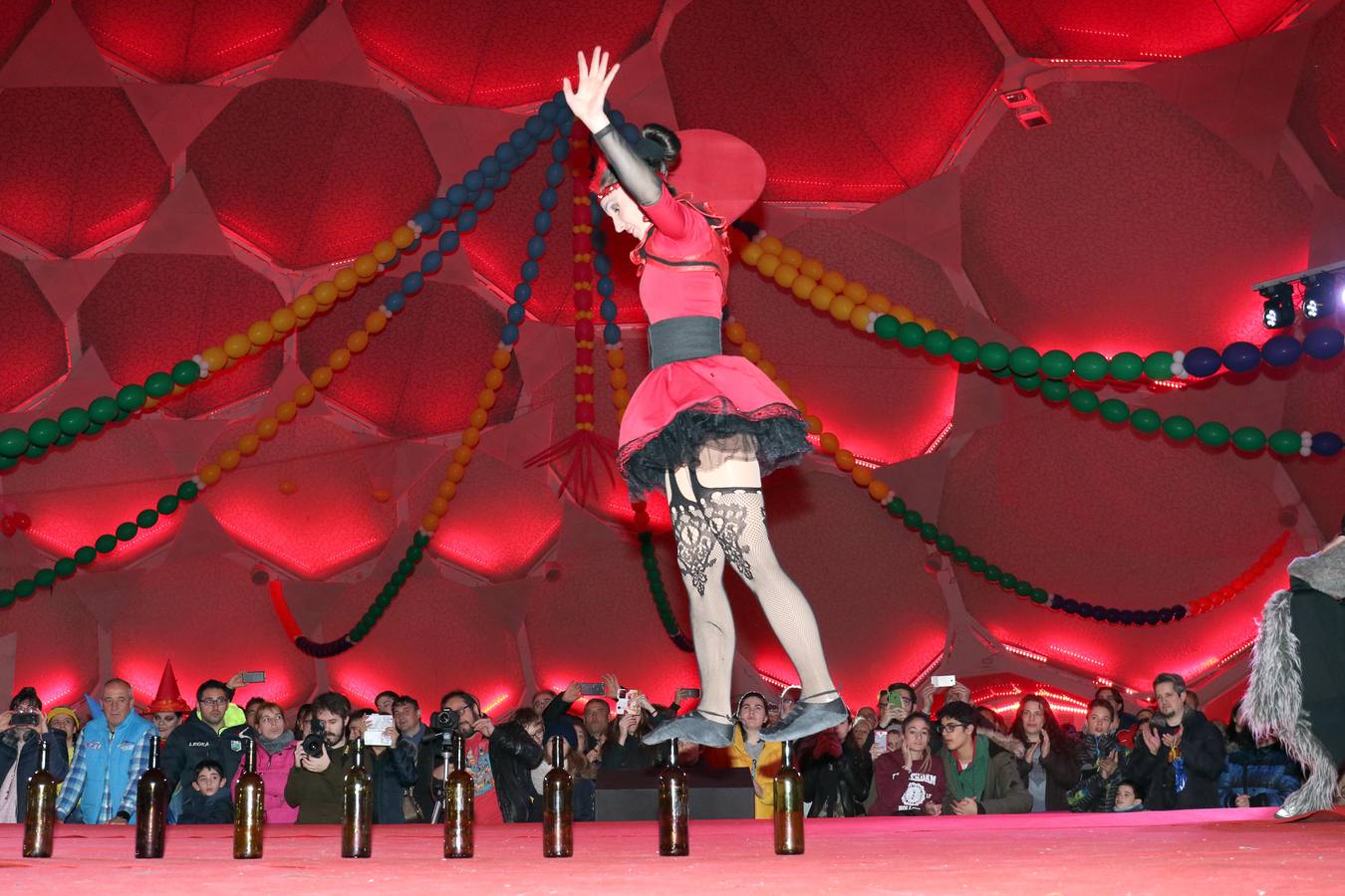 Espectáculo del entierro de la sardina en la Cúpula del Milenio de Valladolid