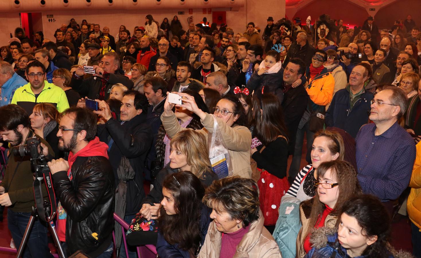 Espectáculo del entierro de la sardina en la Cúpula del Milenio de Valladolid