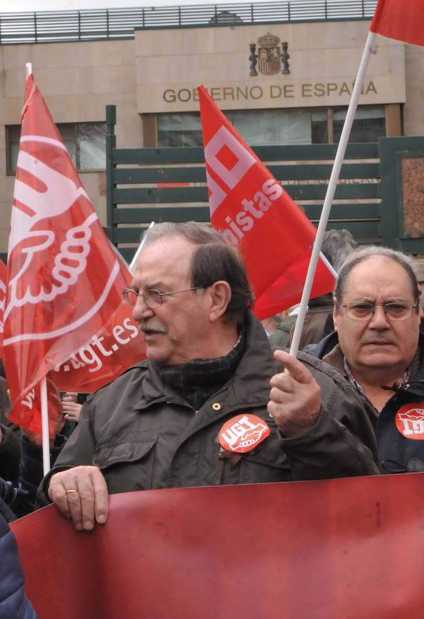 Concentración en defensa del sistema público de pensiones en Valladolid.