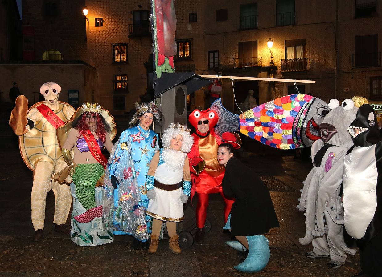 Las dulzainas de varios miembros de la Escuela de Dulzaina amenizaron el acto fúnebre