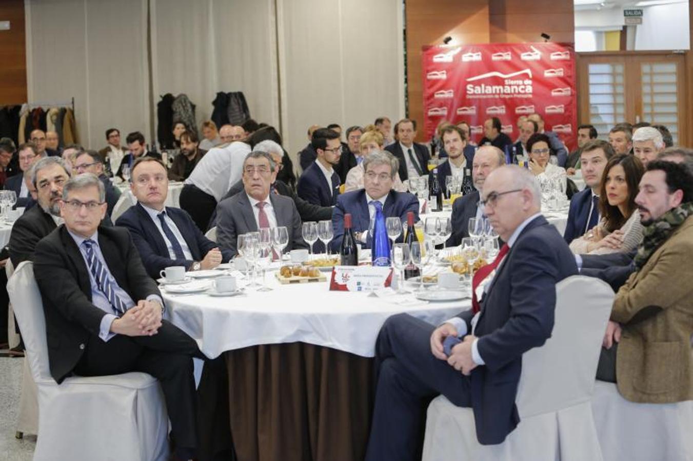 Milagros Marcos ha intervenido en los Encuentros en Salamanca, organizados por El Norte de Castilla, con la ponencia 'La cadena de valor: el equilibrio necesario para la economía de Castilla y León',