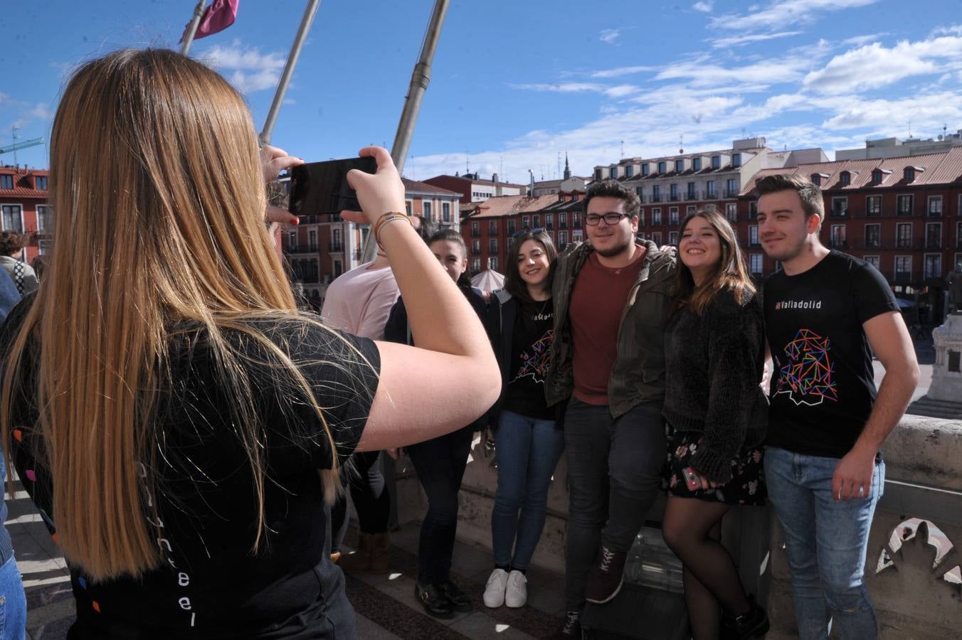 Fotos: Erasmus de la UVA visitan el Ayuntamiento