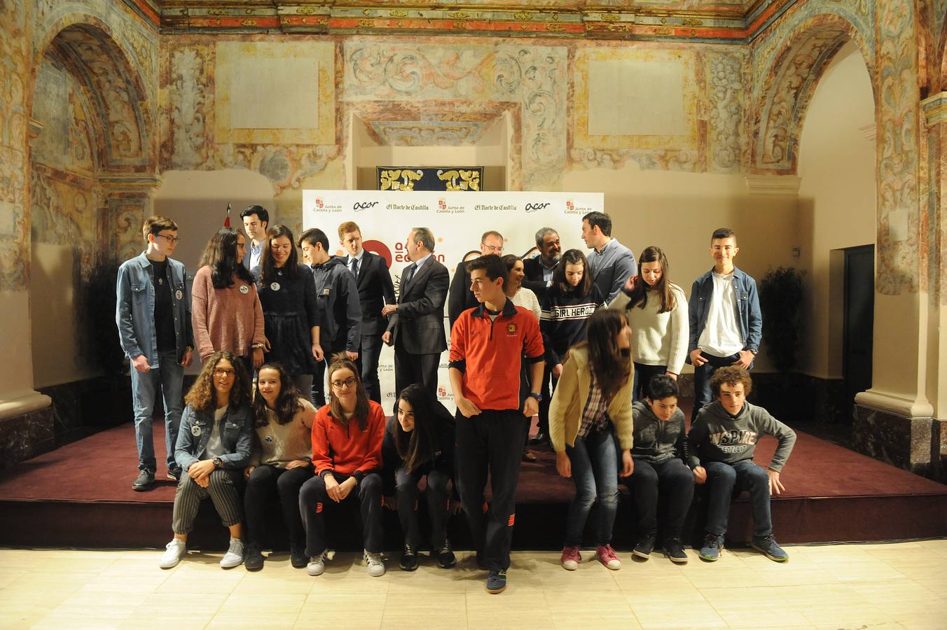 El concurso, ha reunido a 534 alumnos de una treintena de centros de seis provincias que han elaborado 2.655 noticias en equipos de trabajo dirigidos por un tutor