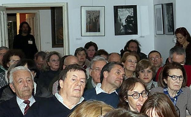El público llenó la sala de la Casa Zorrilla. 