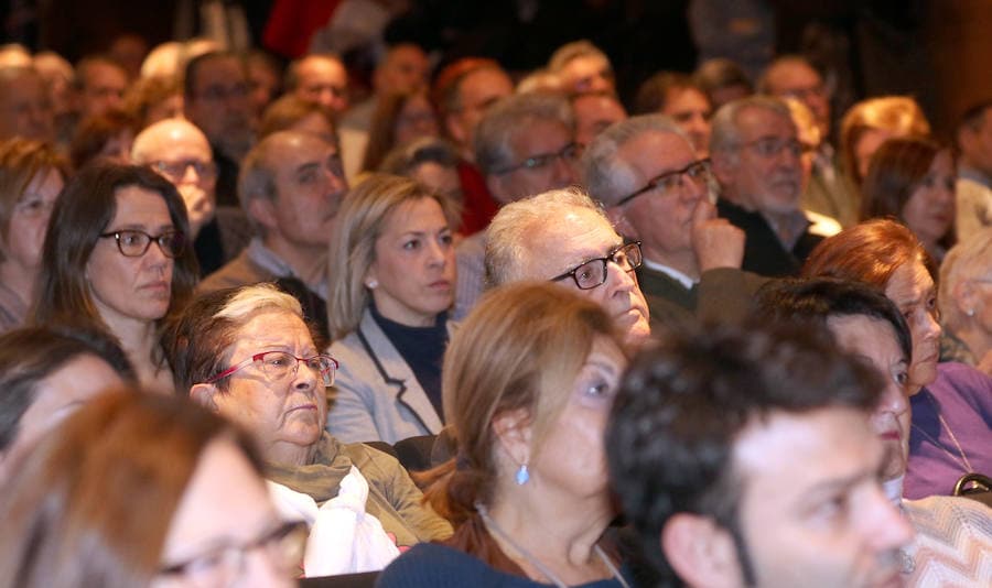 Fotos: Alfonso Guerra, protagonista del Aula de Cultura de El Norte de Castilla