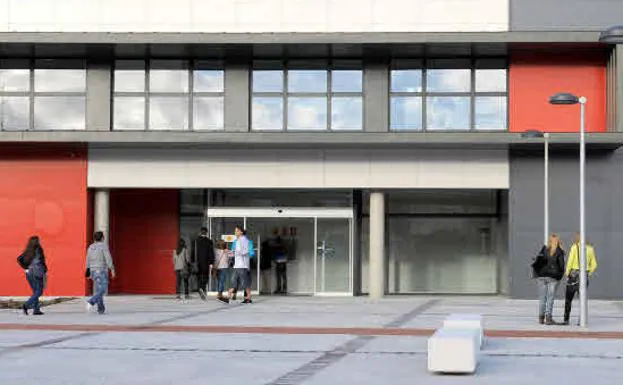 Universidad Miguel de Cervantes.
