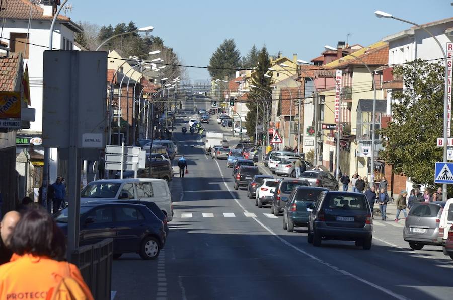 Fotos: Manifestacion en la peligrosa Travesía de San Rafael