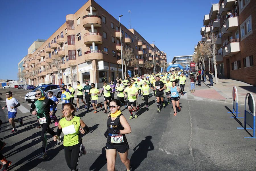 Unos 800 participantes acuden a la carrera en favor de la Asociación de Enfermedades Raras de Castilla y León