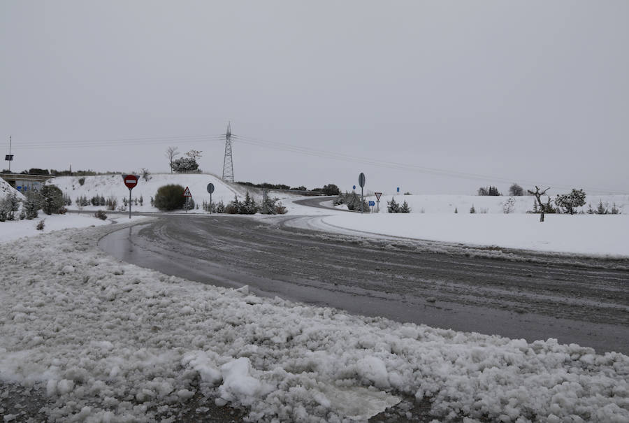 Fotos: La capital se tiñe de blanco