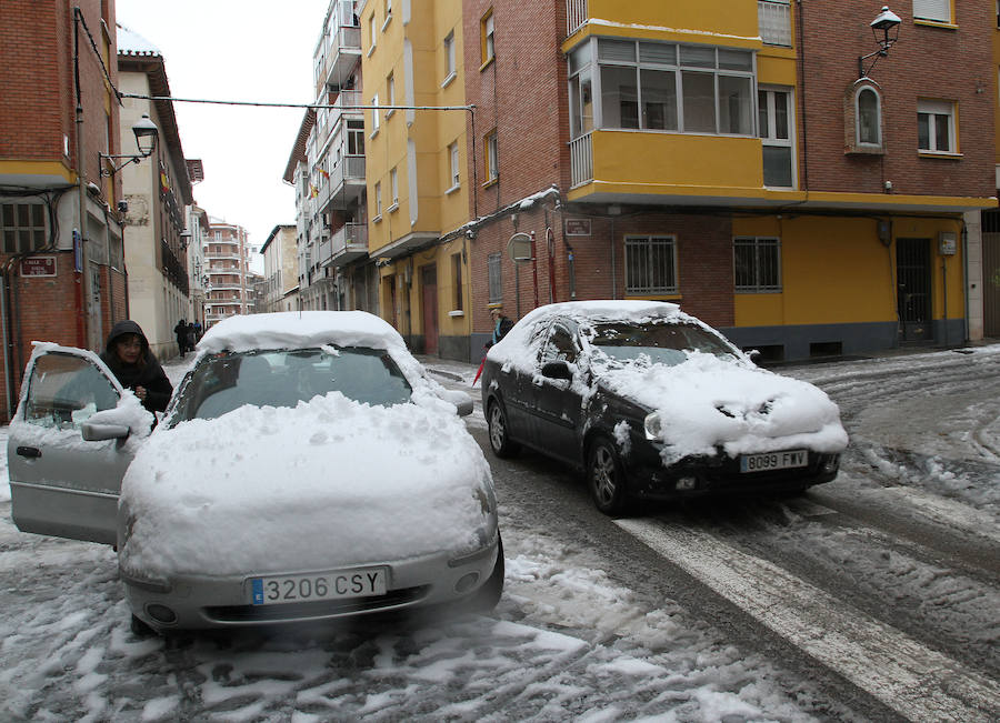 Fotos: Limpieza de calles tras la nevada