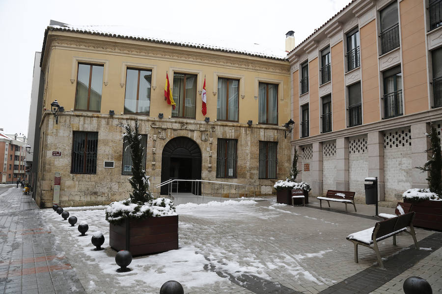 Fotos: La capital palentina se tiñe de blanco II