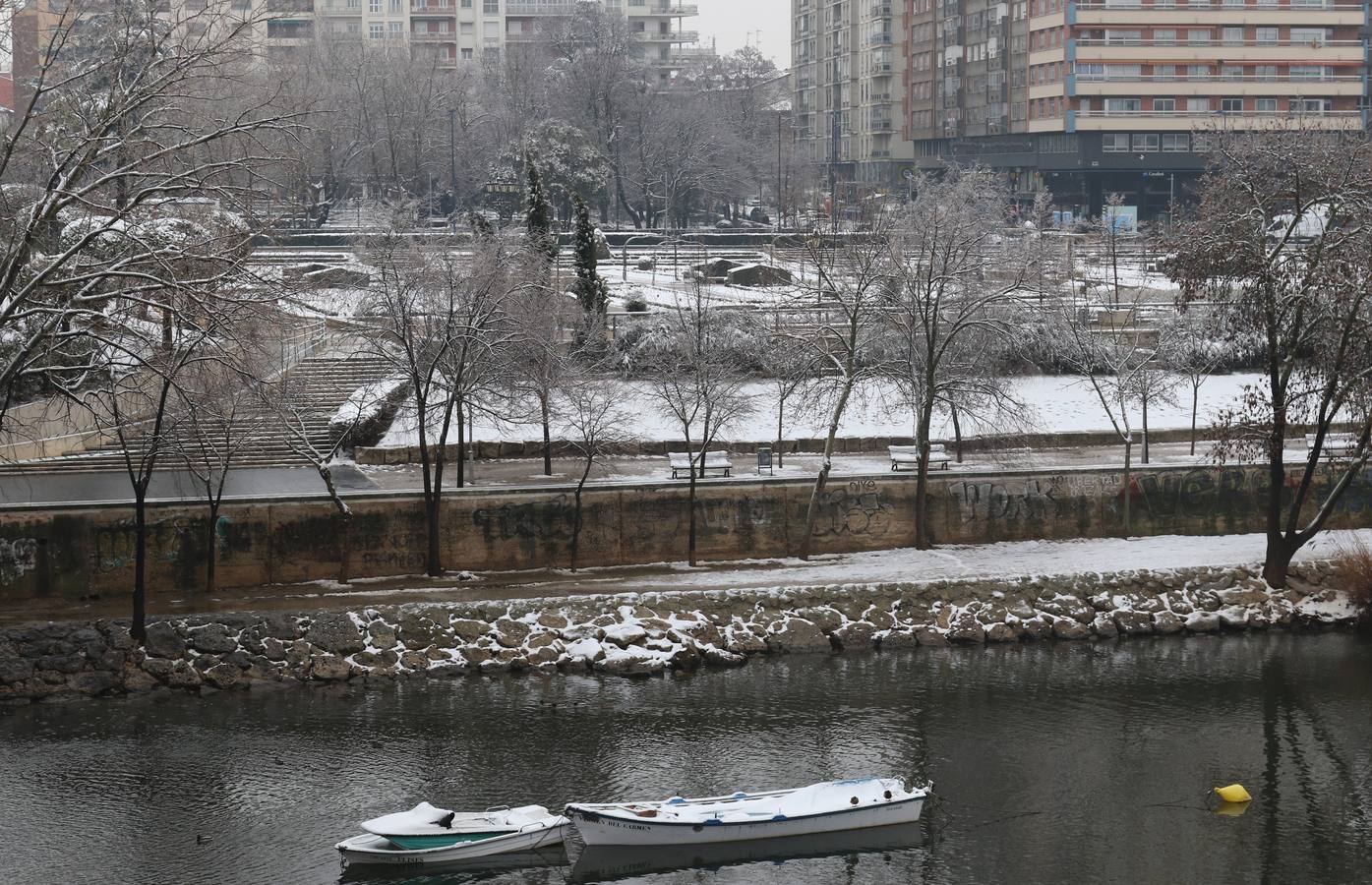 Fotos: Las bellas estampas que la nieve ha dejado en Valladolid