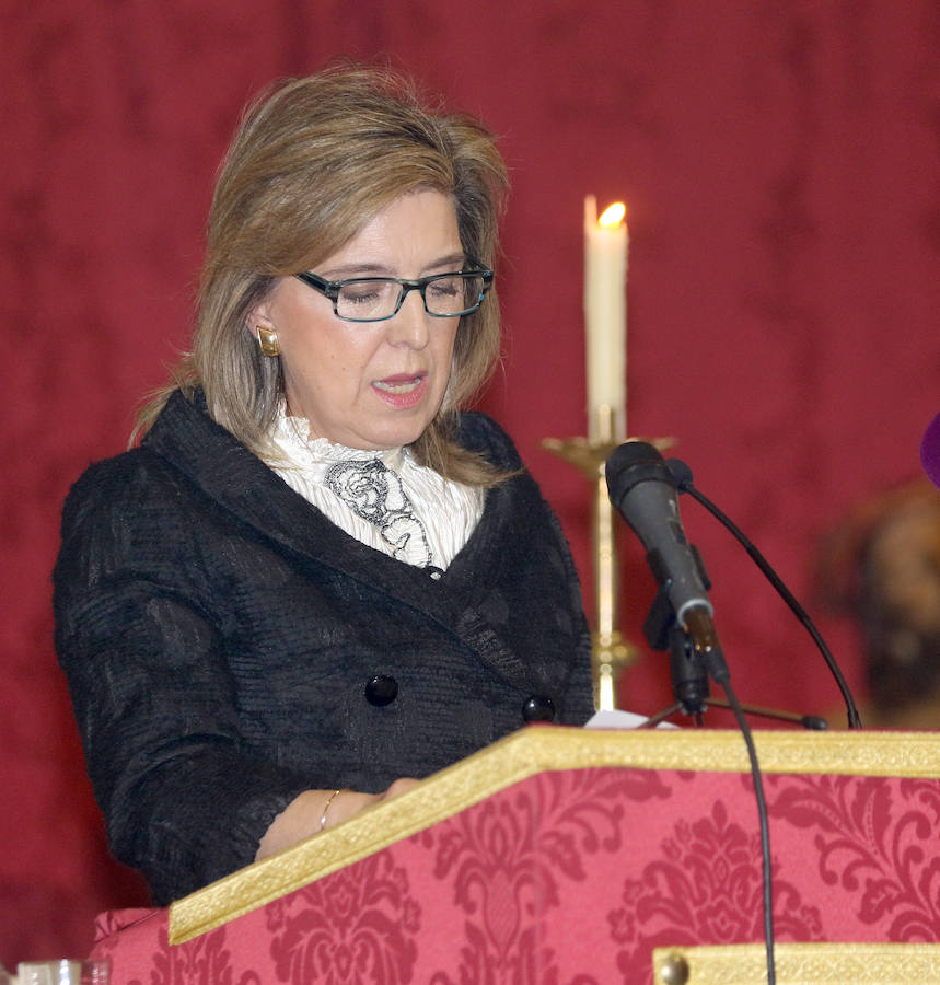 La delegada del Gobierno en Castilla y León, María José Salgueiro, pregonó ayer en la Cofradía Penitencial de Jesús Nazareno, en un acto en el que ensalzó la celebración de la Pasión en Valladolid.
