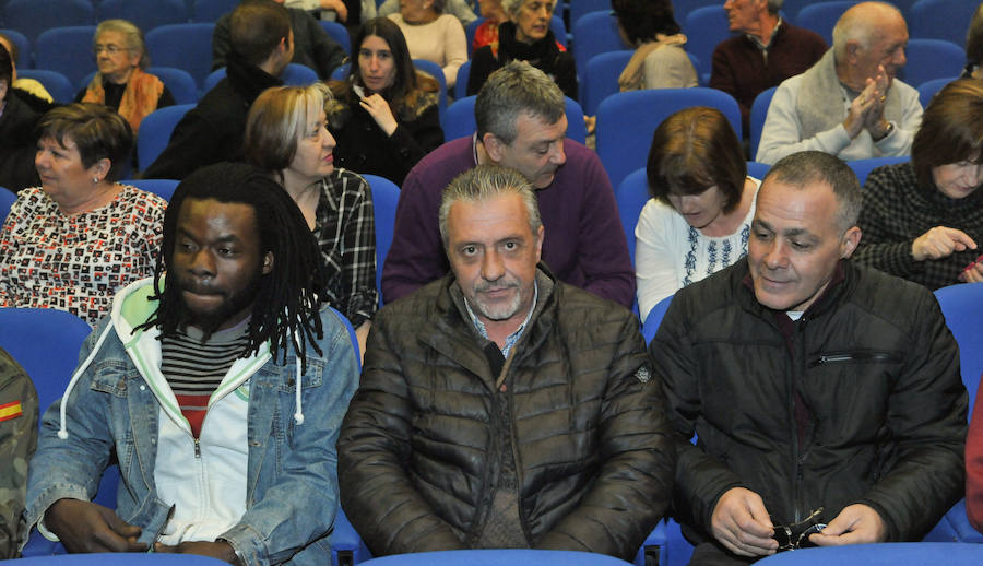 Fotos: XII premios Coraje y Dignidad de la Coordinadora de Pajarillos