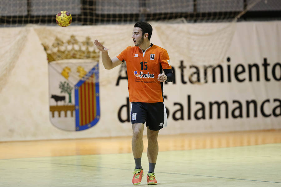 Fotos: Partido entre el BM Ciudad de Salamanca y el Atlético Avilesina