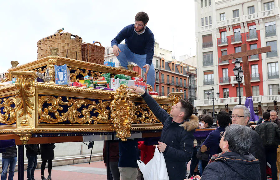 Las cofradías de la ciudad han realizado un ensayo en favor del Banco de Alimentos