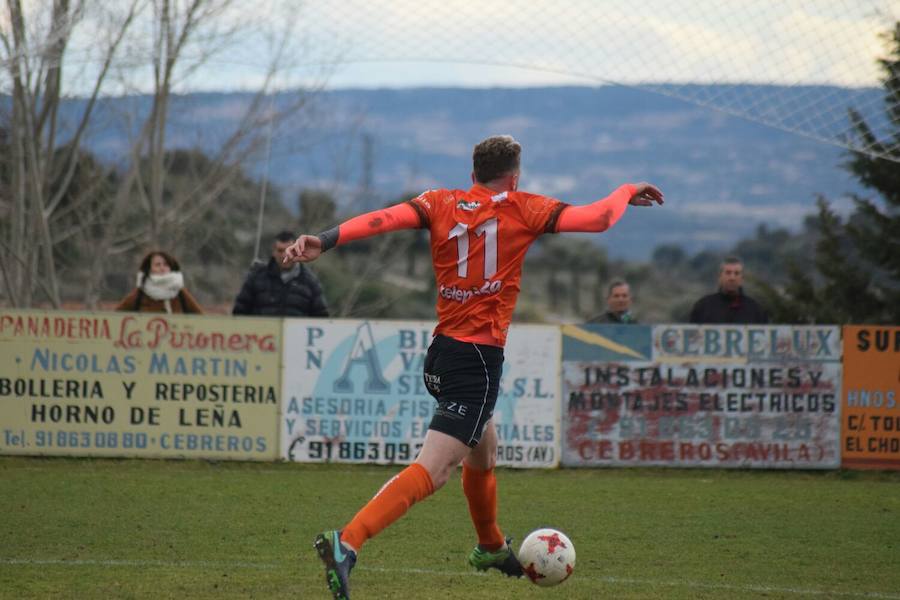 Jornada redonda para el equipo salmantino, que se coloca primero antes de recibir al Astorga el miércoles gracias a los goles de Diego Abad y Carlos López