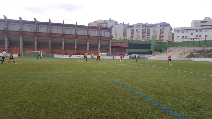 Jornada redonda para el equipo salmantino, que se coloca primero antes de recibir al Astorga el miércoles gracias a los goles de Diego Abad y Carlos López