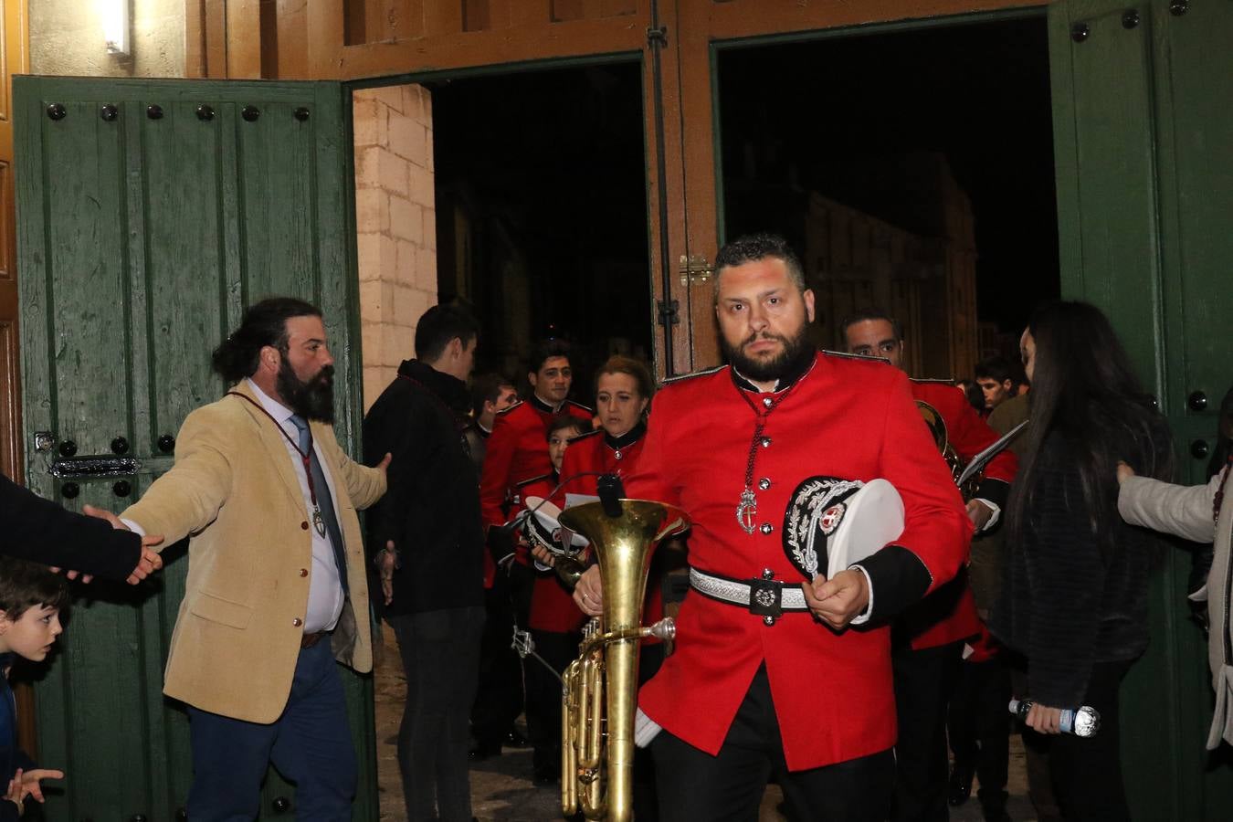 Participaron la Agrupación Torre del Reloj (Peñafiel), la banda de la Cofradía de la Sagrada Pasión y la de la Hermandad de la Preciosísima Sangre