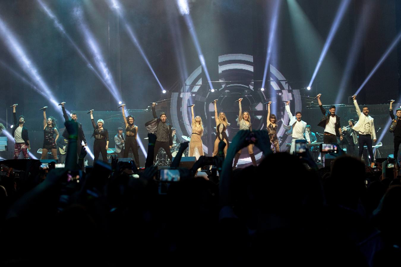 Los 16 participantes en la última edición del concurso televisivo iniciaron su gira de conciertos por toda España en el Palau Sant Jordi de Barcelona
