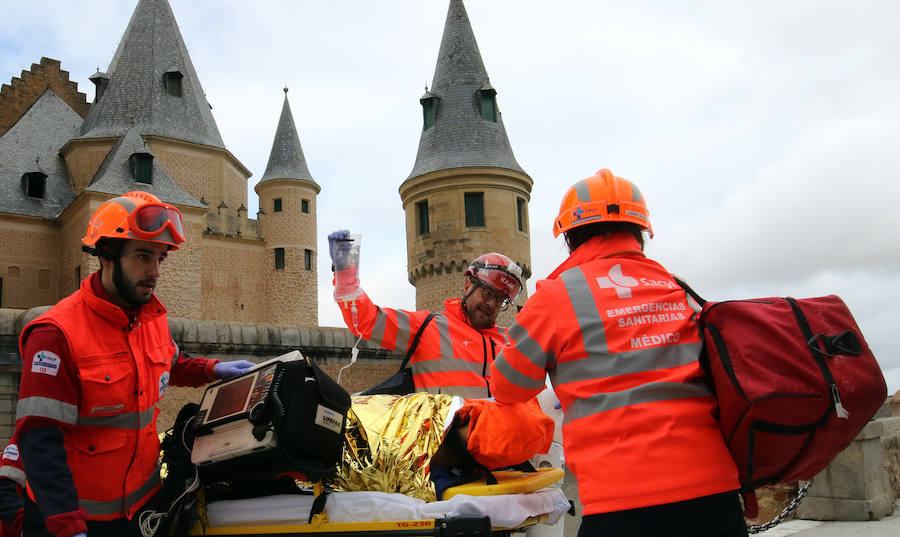 Fotos: Simulacro de incendio en el Alcázar de Segovia